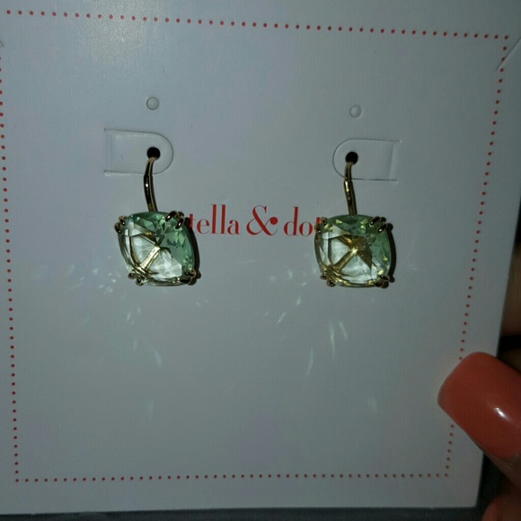 Stella & dot crystal earrings