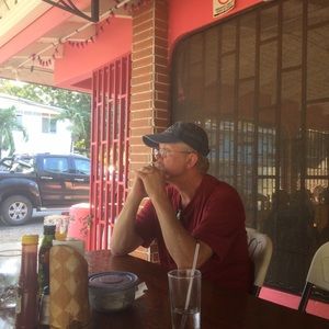 Meet your Posher, Bobbie