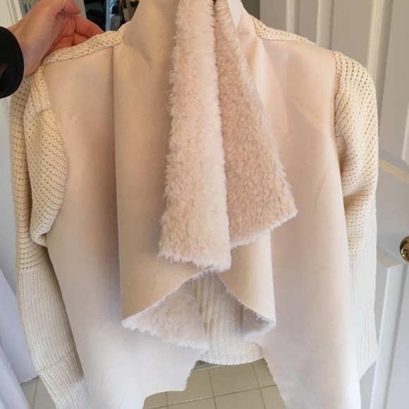 Brand new w tags, sweater/cardigan- so soft - Picture 4 of 4