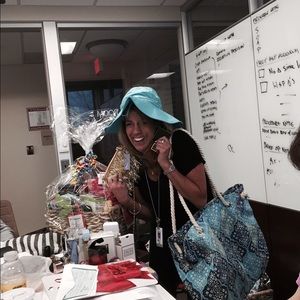 Meet your Posher, Lisa