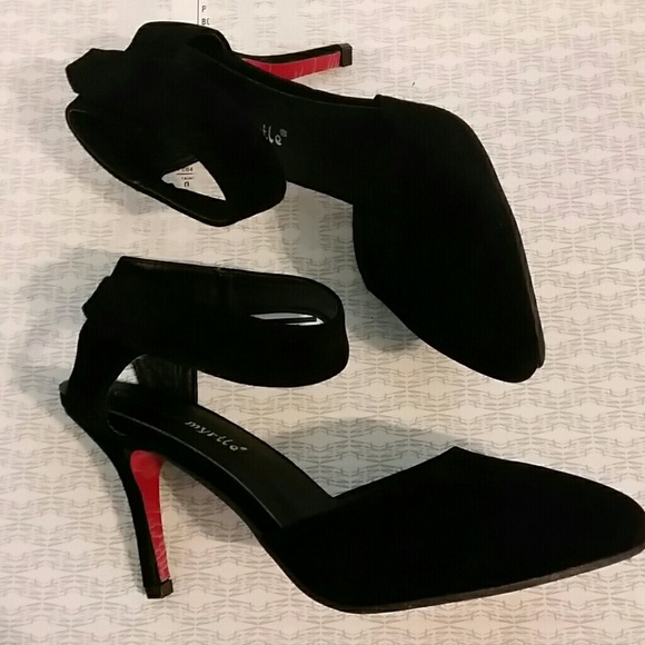 yesstyle Shoes - NWT Black suede stilettos