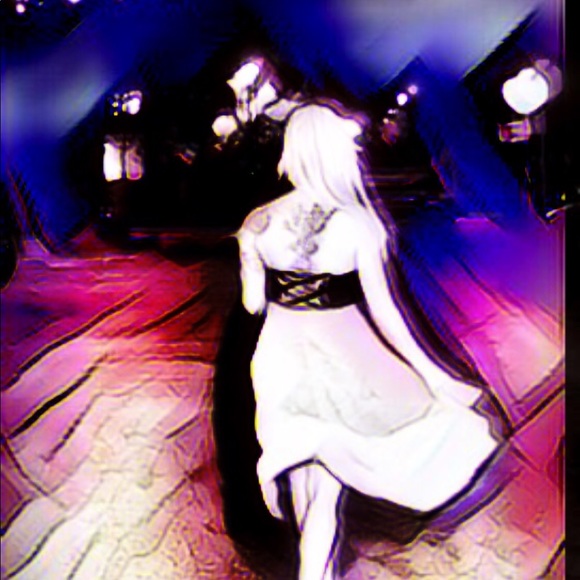 Meet your Posher, Jannette - Picture 4 of 5