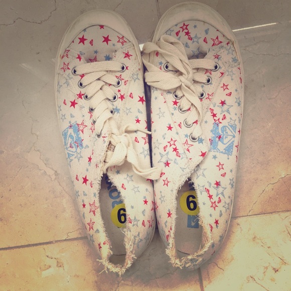 Roxy canvas sneakers