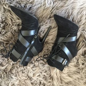 Zara Shoes - Zara black booties with heel Zara Shoes - Zara black booties with heel