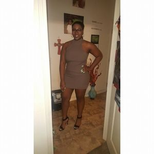 Meet your Posher, Caitlin