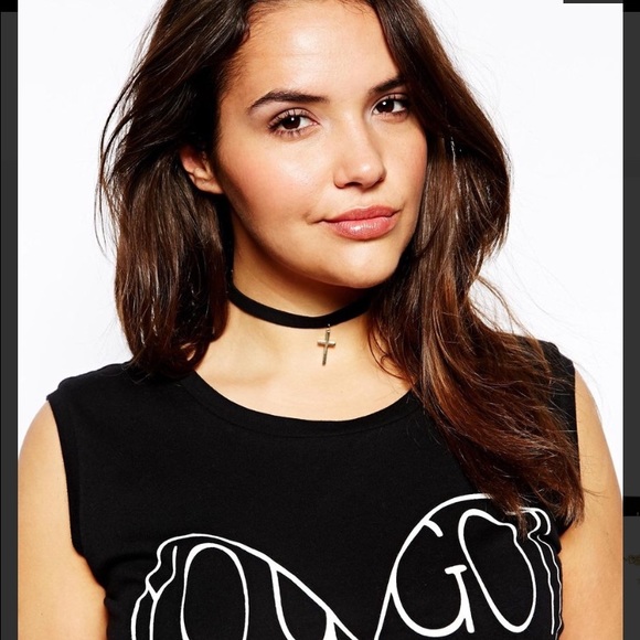 ASOS Jewelry - ASOS CURVE velvet choker with gold cross