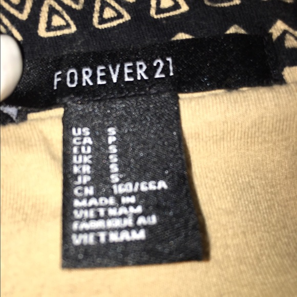 Aztec print body con skirt • - Picture 2 of 2