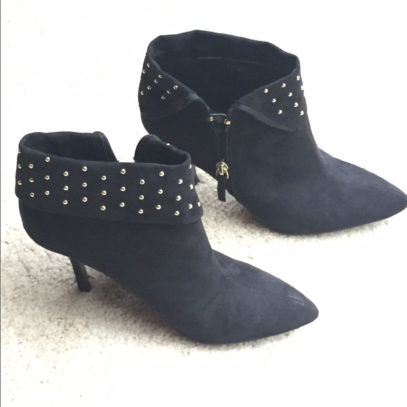 Nine West Blank ankle boogies size 9