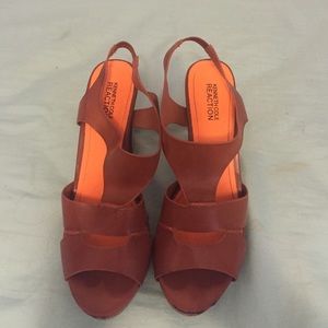 Kenneth Cole Reaction Wedges
