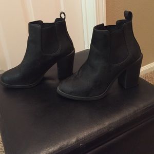 Black ankle booties