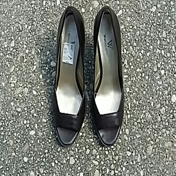 Worthington Peep Toe Heels BNWT