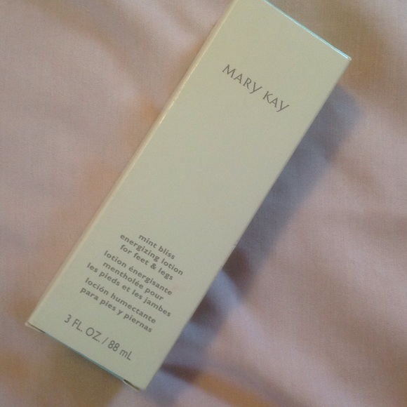 Mary Kay energizing lotion