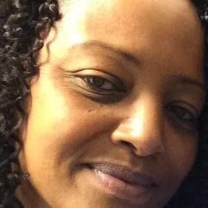 Meet your Posher, Jewell lyons