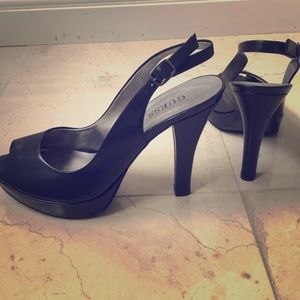 Guess peep toe platform heels
