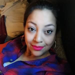 Meet your Posher, Elizabeth