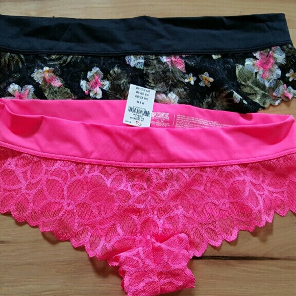 New Never worn Victoria Secret lace panties Size M