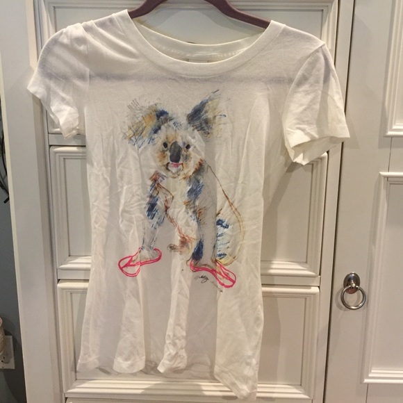 NWT Gilly Hicks tee shirt