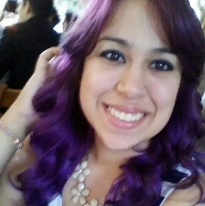 Meet your Posher, Adelaida