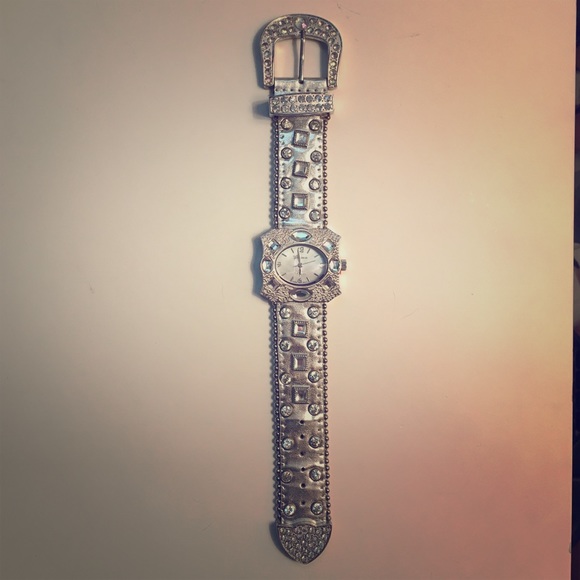Belt buckle watch