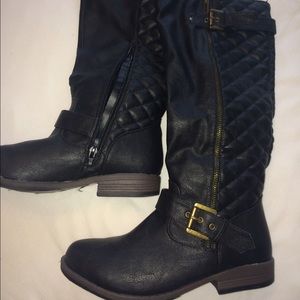 Black quilted Riding Boots