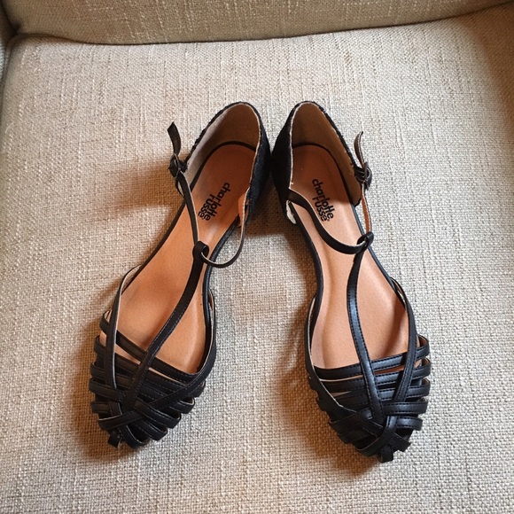 ✨NWOT-Black Sandal-Size 8