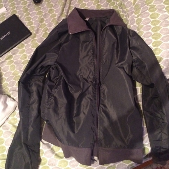 American apparel windbreaker