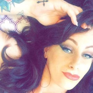 Meet your Posher, Brie