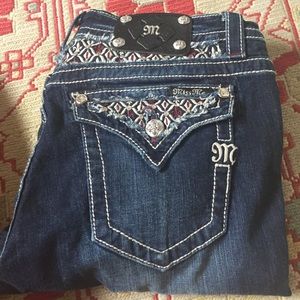 Dark wash skinny jeans