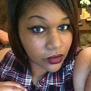 Meet your Posher, Candace