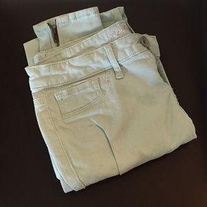 Light blue skinnys
