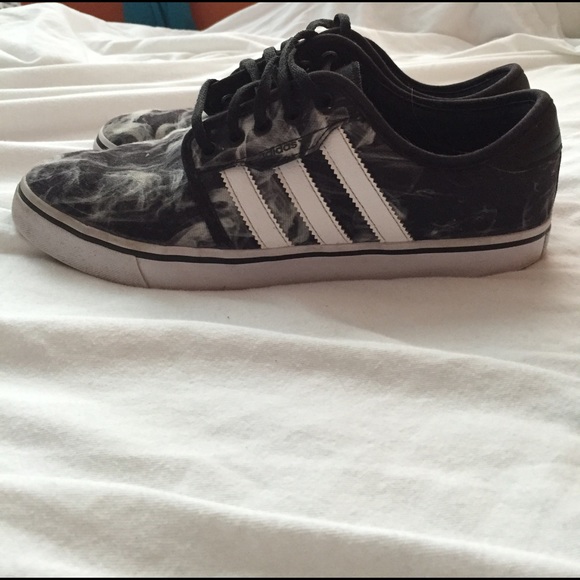 Smokey Adidas