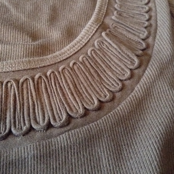 Liz Claiborne Ribbed T-shirt - Picture 2 of 4