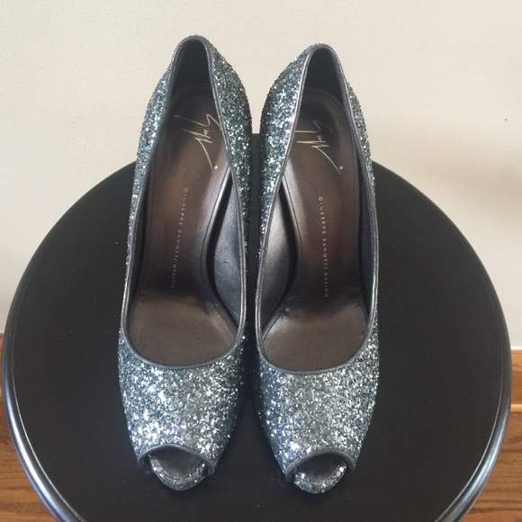 Guiseppe Zanotti Glitz & Glam Peep-toe Pumps