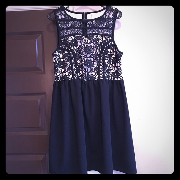 ✨Black & Lace Dress-Size XL