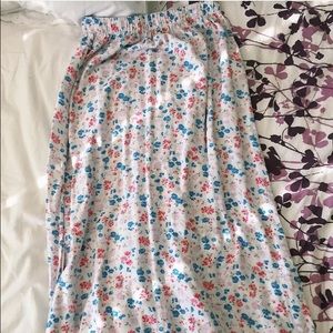 Sale ‼️ Hollister Floral Maxi Skirt