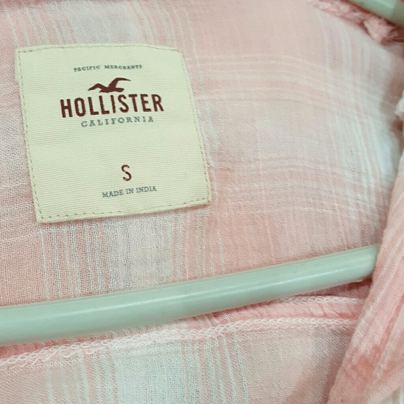 HOLLISTER PINK/WHITE GAUZE LS BUTTON SHIRT - Picture 2 of 4