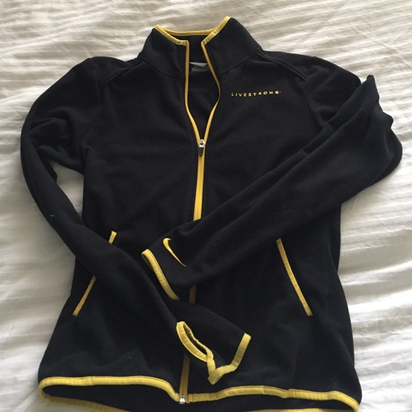 Sale✨✨ Nike Livestrong fleece