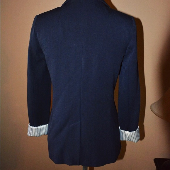 WORN ONCE Small navy blazer by Silence & Noise - Picture 2 of 4