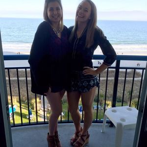 Meet your Posher, Nicole