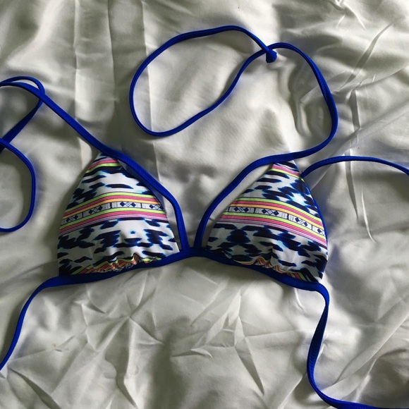 A brand new Victoria's Secret swim top