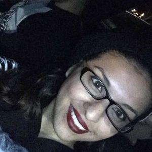 Meet your Posher, Maria