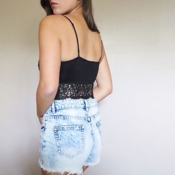 LAST ITEM | Black lace bralette - Picture 2 of 4