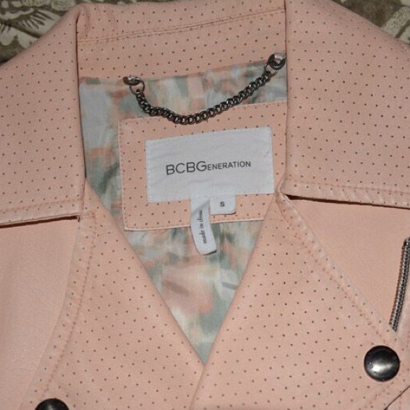 NWOT BCBGeneration motorcycle jacket, size small - Picture 3 of 3