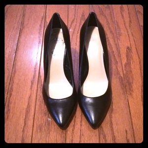 Nine West Black Pumps