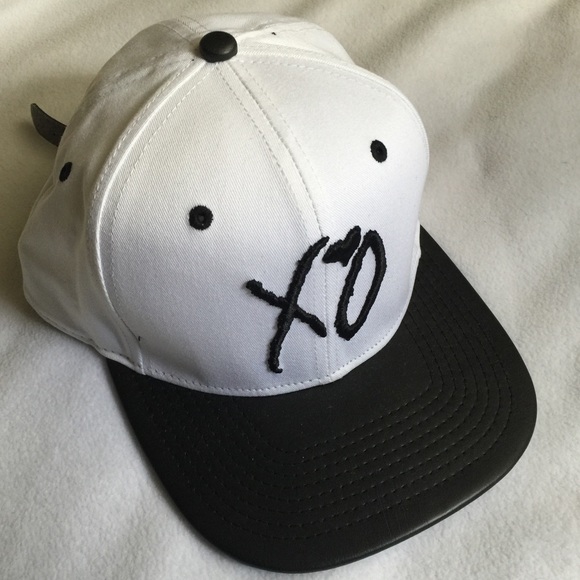 XO Merch SnapBack 💔