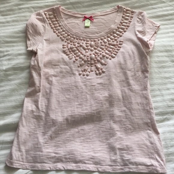 🌟Sale🌟Adorable pink beaded tee - Picture 1 of 2