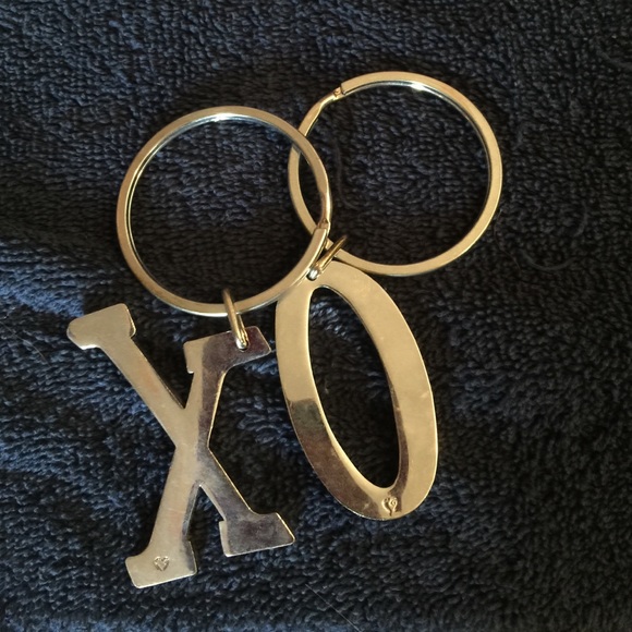Hugs and kisses key rings