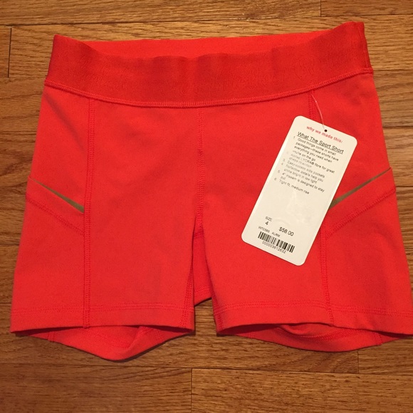 NWT Lululemon spandex size 4