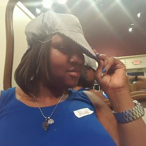 Meet your Posher, Erica