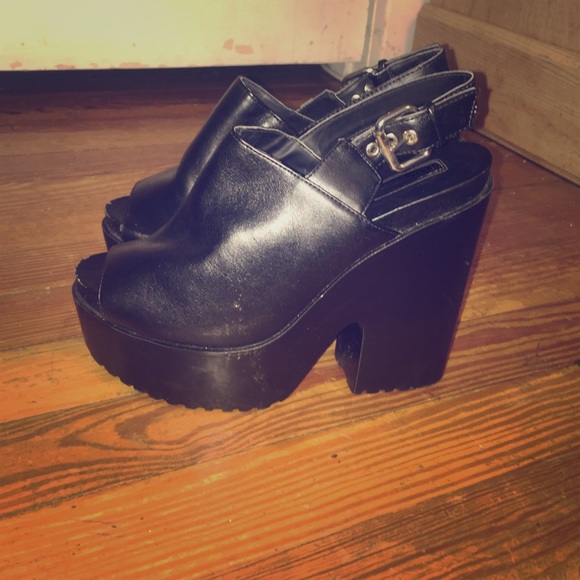Platform sandals!